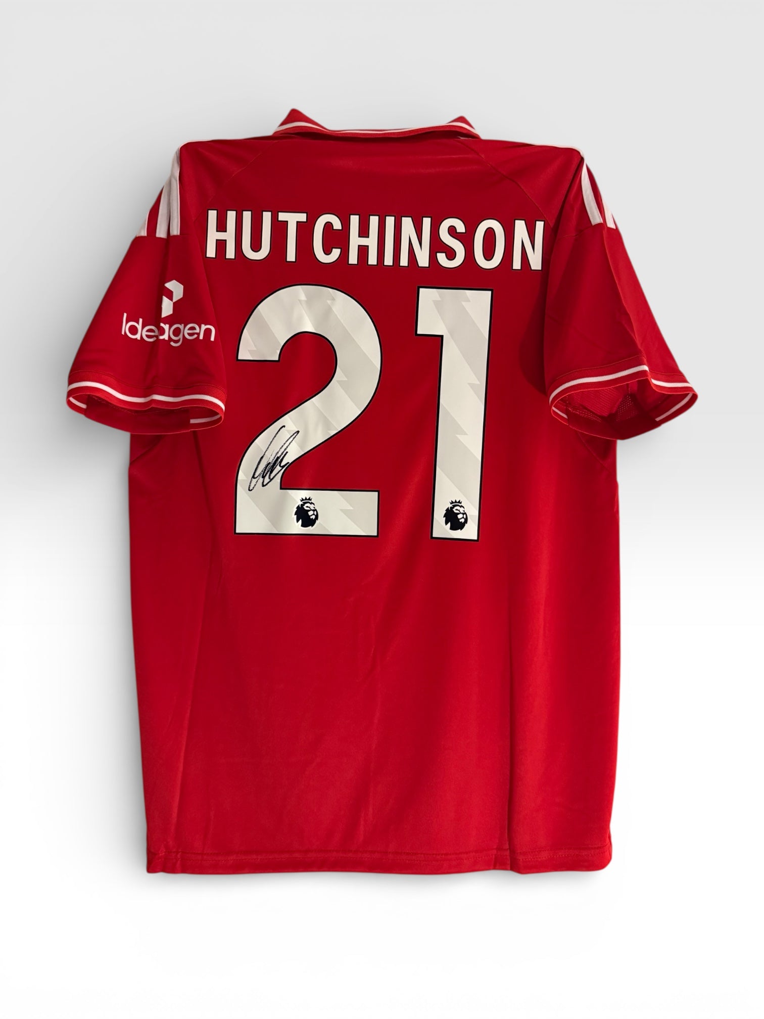 Omari Hutchinson Nottingham Forest Signed Shirt *PROOF & COA*