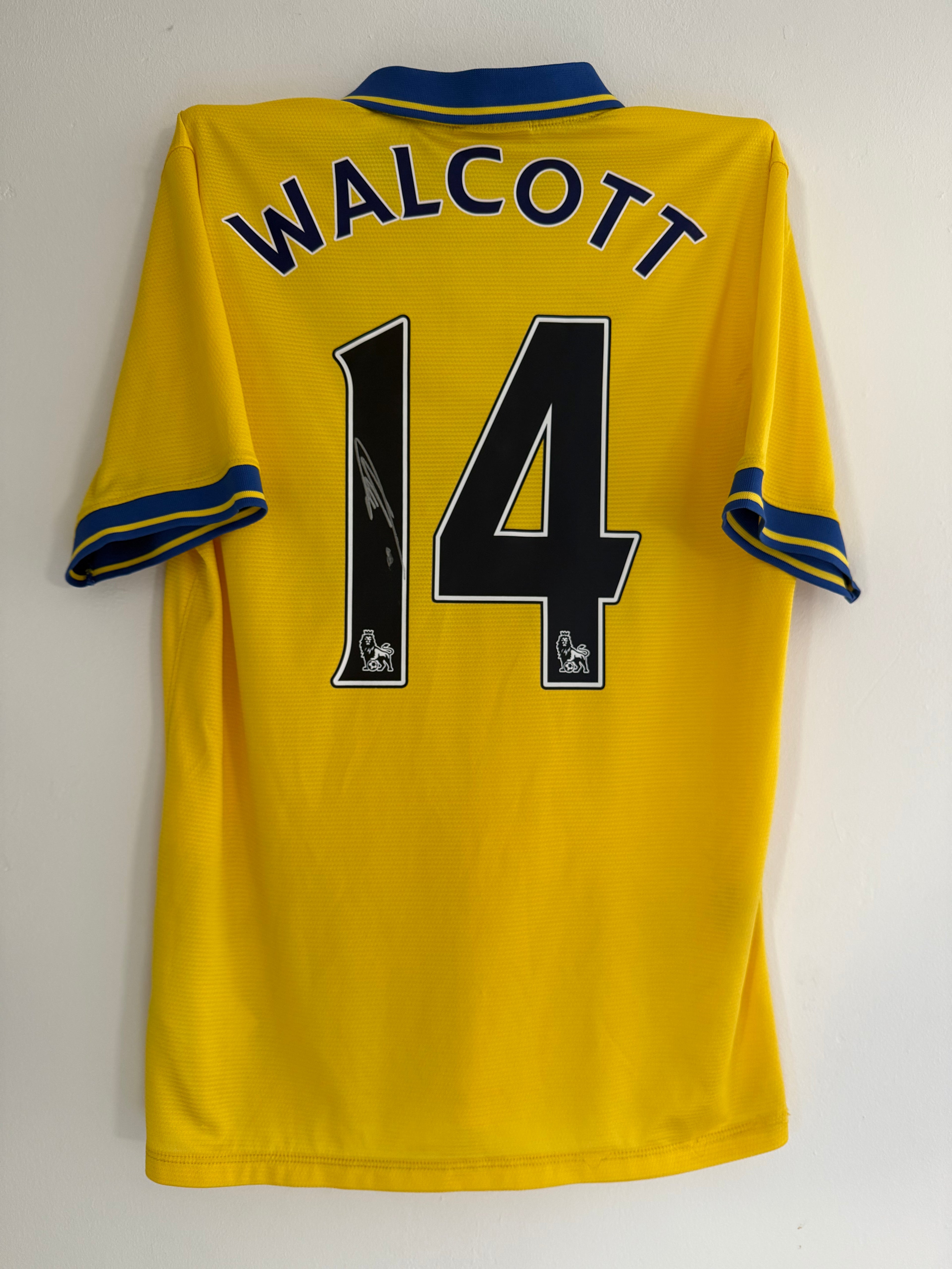 Theo Walcott Arsenal Signed Shirt 13/14 Away RARE *PROOF & COA*