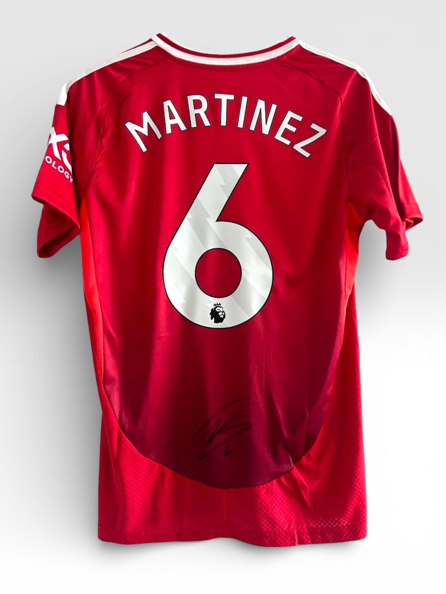 Lisandro Martinez Manchester United signed shirt *EXACT VIDEO PROOF*