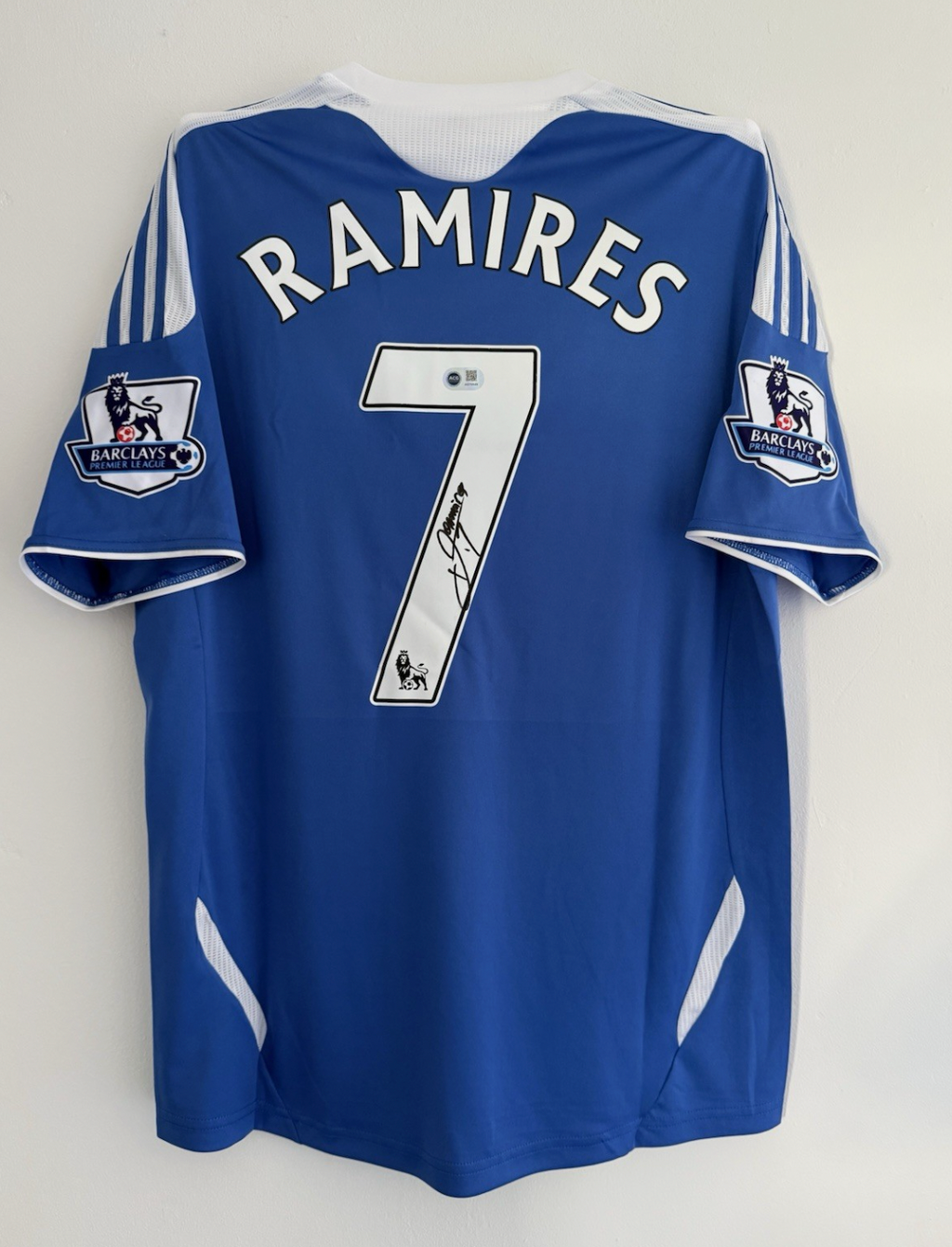 Ramires Chelsea Signed Shirt *RARE* PROOF & ACG AUTHENTICATED