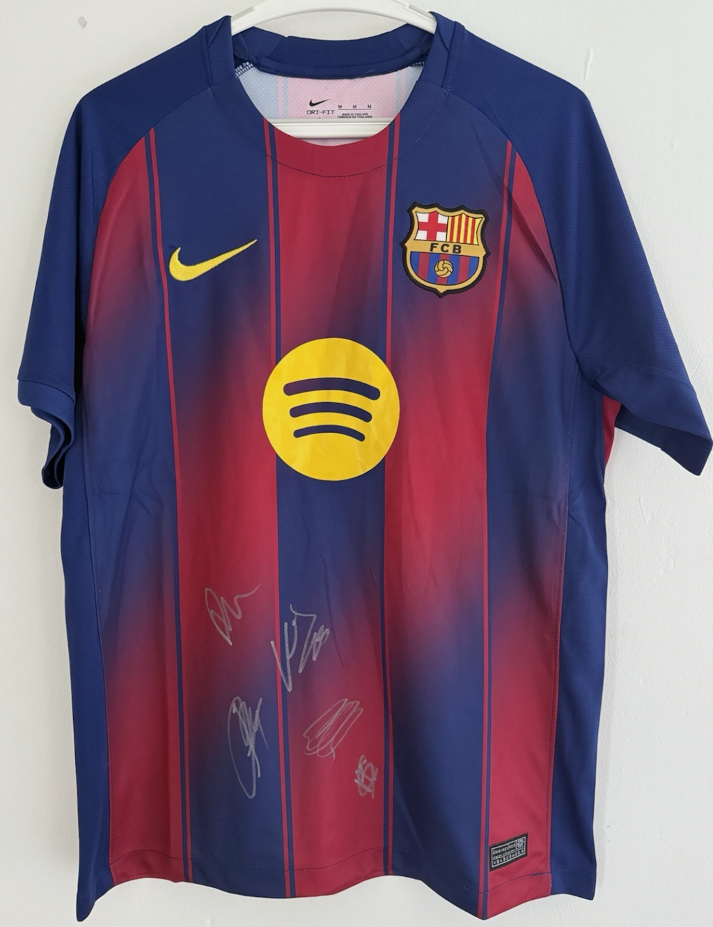 Barcelona Femeni Squad Signed Shirt *RARE* PROOF & COA MAPI LEON LOPEZ HANSEN