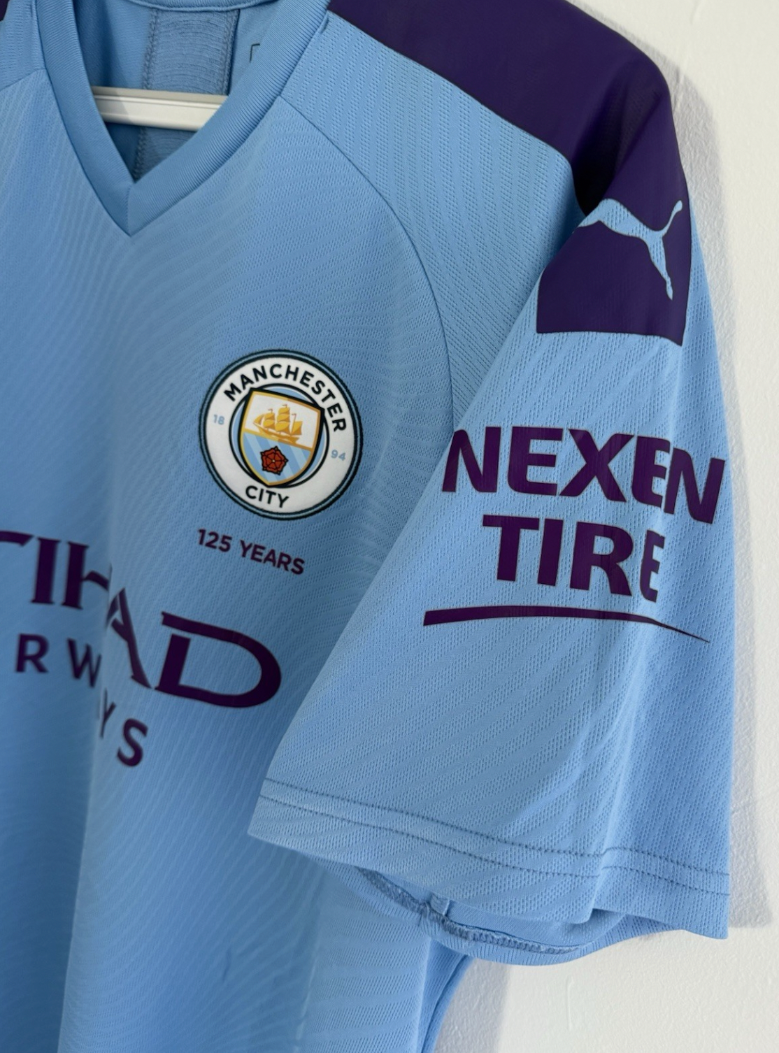 David Silva Manchester City Signed Shirt *ORGINAL SHIRT *RARE* PROOF & COA*