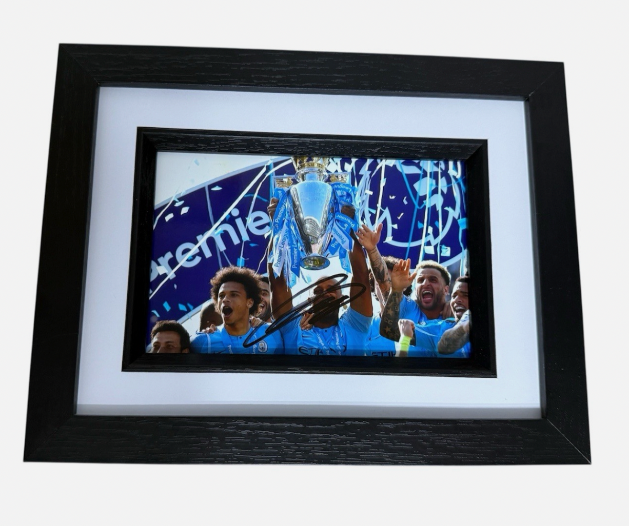Vincent Kompany Manchester City Signed Photo FRAMED *PROOF & COA* RARE *LEGEND*