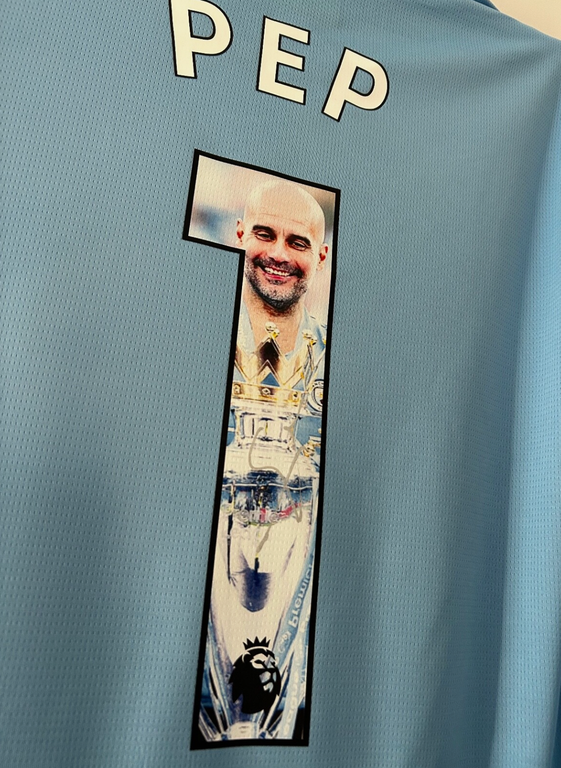 Pep Guardiola Manchester City Signed CUSTOM Shirt *RARE* *PROOF INCLUDED*