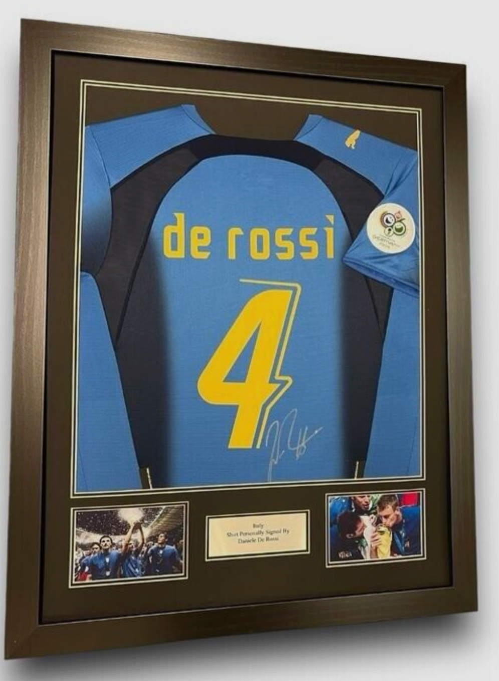 Daniele De Rossi Italy Signed shirt Framed 2006 WORLD CUP + EXACT VIDEO PROOF