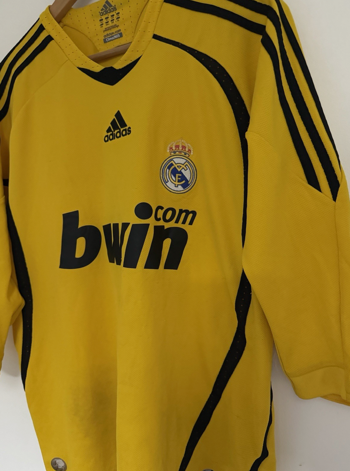 Iker Casillas Real Madrid Signed Shirt Goalkeeper 08/09 *RARE*VIDEO PROOF & COA